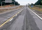 AUTOVÍA 14: Perdió el control de su rodado, casi choca contra un camión y terminó despistando