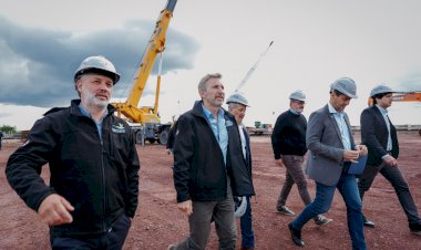 Frigerio entregó la adhesión al RINI a PTP Argentina, que invertirá 16 millones de dólares en el puerto de Ibicuy