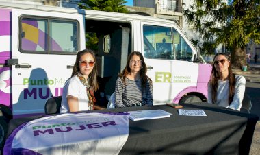 Plaza Mansilla fue sede de una concurrida Feria del Día de la Madre de Manos Entrerrianas