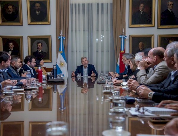 Obras, producción, salud y energía marcaron la agenda de la reunión de gabinete