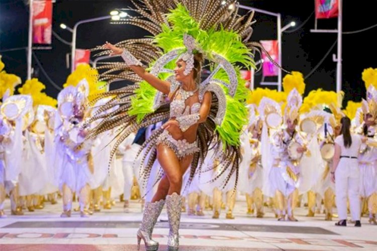 Estafaron a la comparsa Emperatriz. Nunca llegaron los instrumentos que compraron a una fábrica de Brasil
