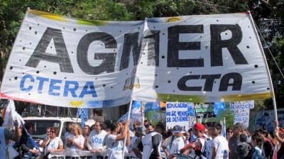 Los gremios docentes rechazaron la primera oferta en paritarias