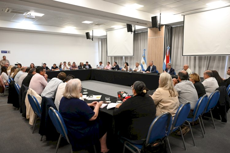 El gobernador encabezó una reunión con legisladores para avanzar en una reforma previsional